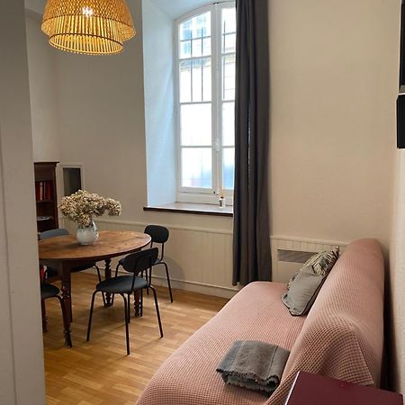 Grand Studio Style Bordelais Dans Le Triangle D'Or Bordeaux Exterior foto