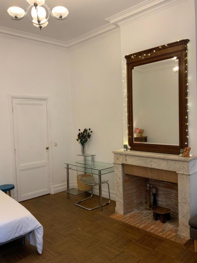 Grand Studio Style Bordelais Dans Le Triangle D'Or Bordeaux Exterior foto